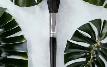 Create your own powder blending brush